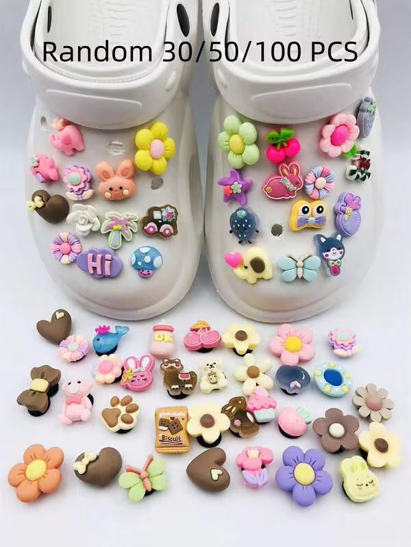 30pcs/50pcs/100pcs Cartoon Resin Bear & Flower Cute DIY Shoe Accessories Set (Random Pattern)